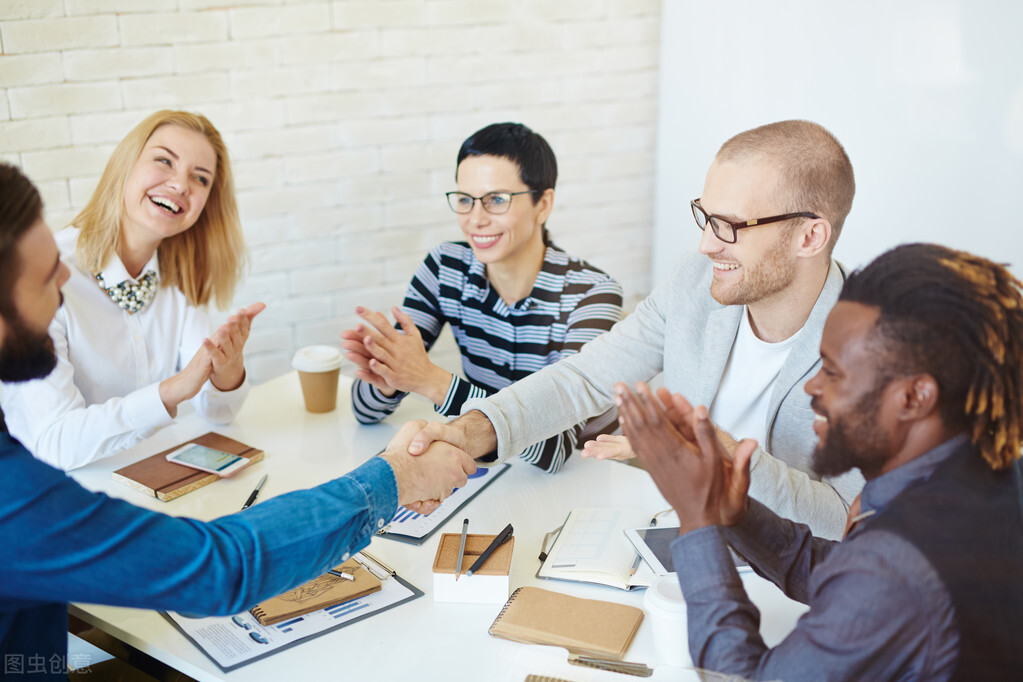 高中英语跨文化知识教学途径研究