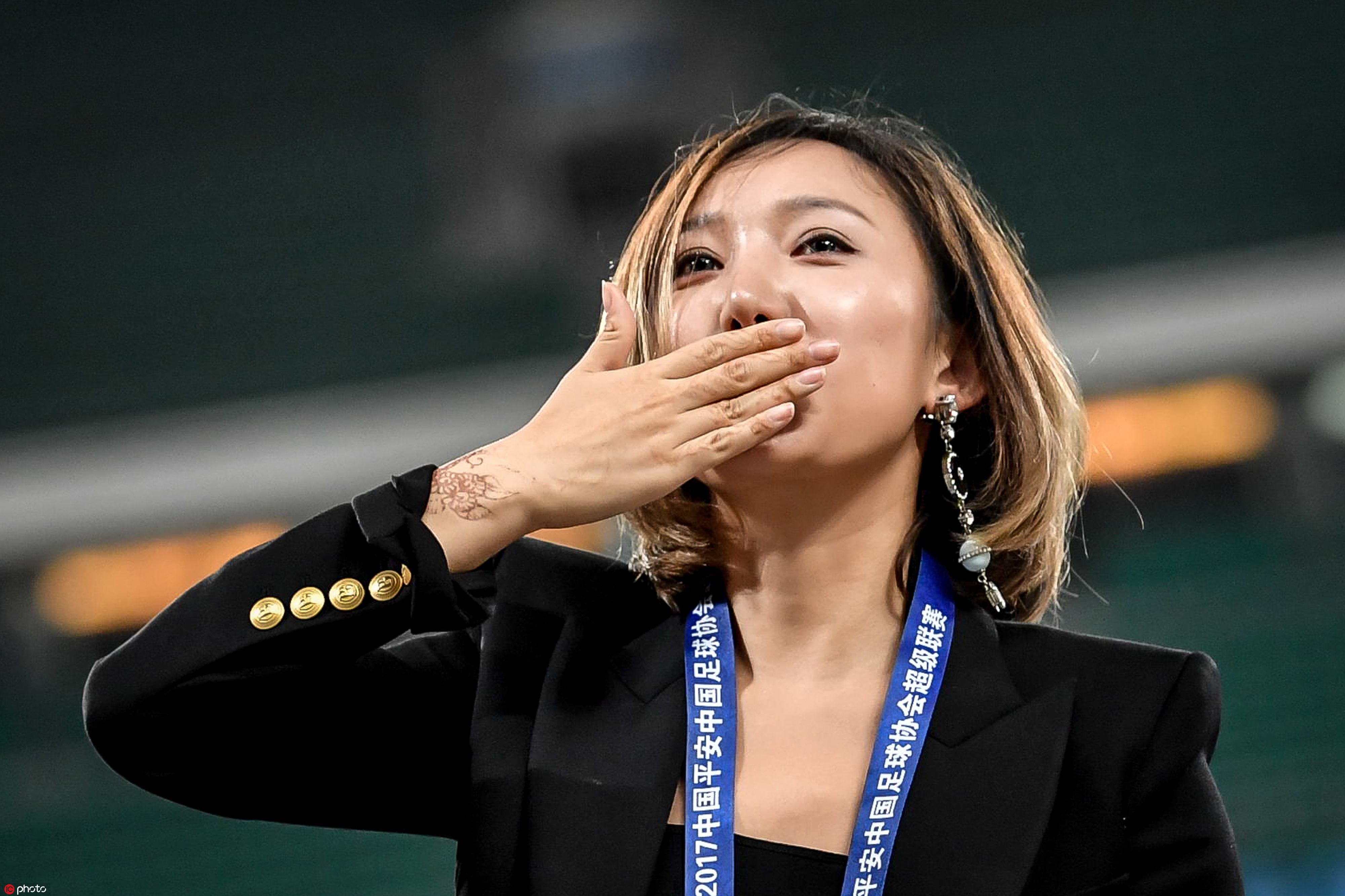 自从恒丰进入中国足坛,并冲上中超后,文筱婷的名字就