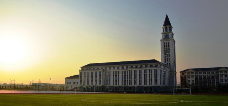 最新出炉：2021年上海市职业技术大学排名！仅有一所入选