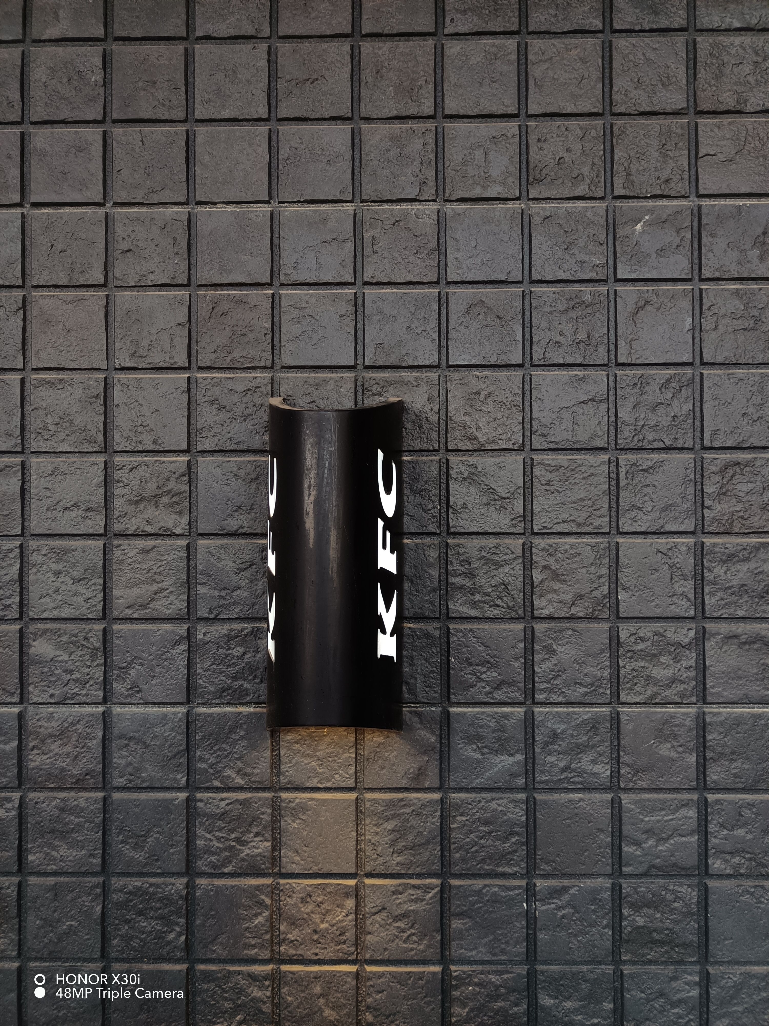 荣耀X30i首发体验：最轻薄的千元机！1399起，荣耀真正的实力？