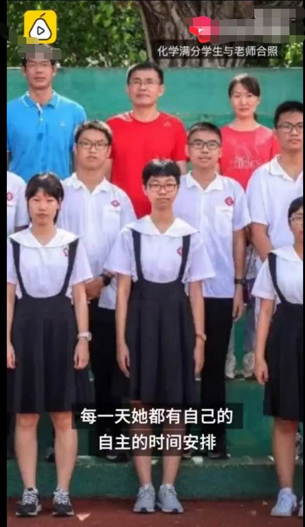 湛江学霸中考927分，10科6门满分，她说得高分这两点最重要