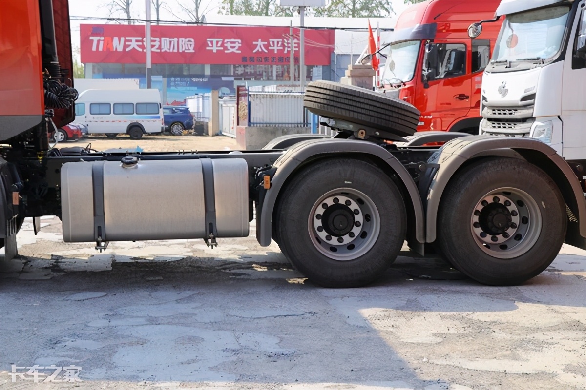 最低35万开走，盘点东风国六牵引车，4款车型总有适合你的