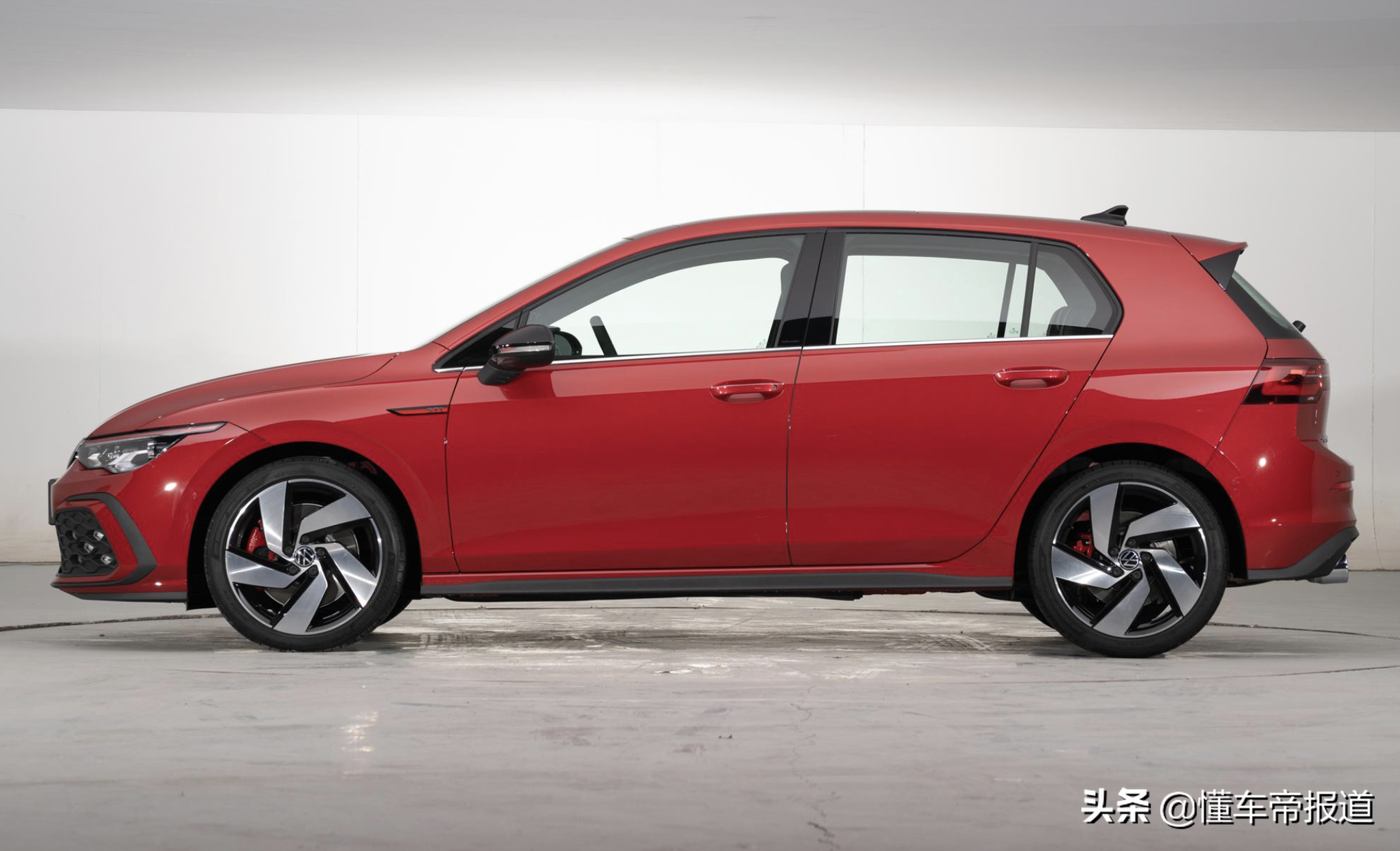 新车 | 领克02 Hatchback售17.68万元起，选它还是等新高尔夫GTI？