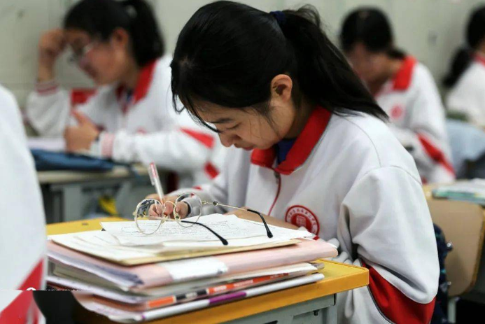 湖北复读生高考机构(湖北复读学校湖北省重点复读学校)