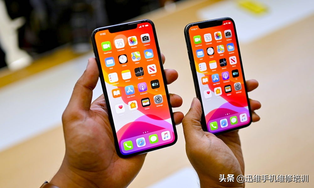 手机关机可以充电开机充不上电，知道其中奥秘 快速解决省钱更管用