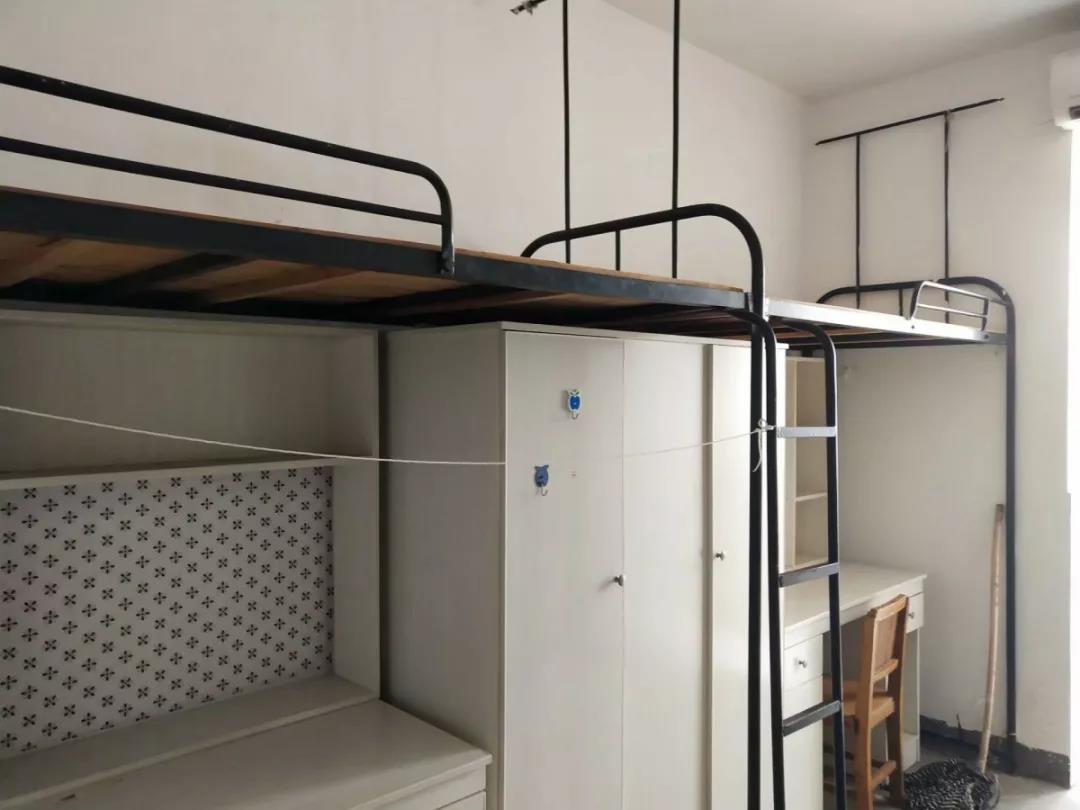 羡慕！独卫、空调配备，还有阳台！长江大学