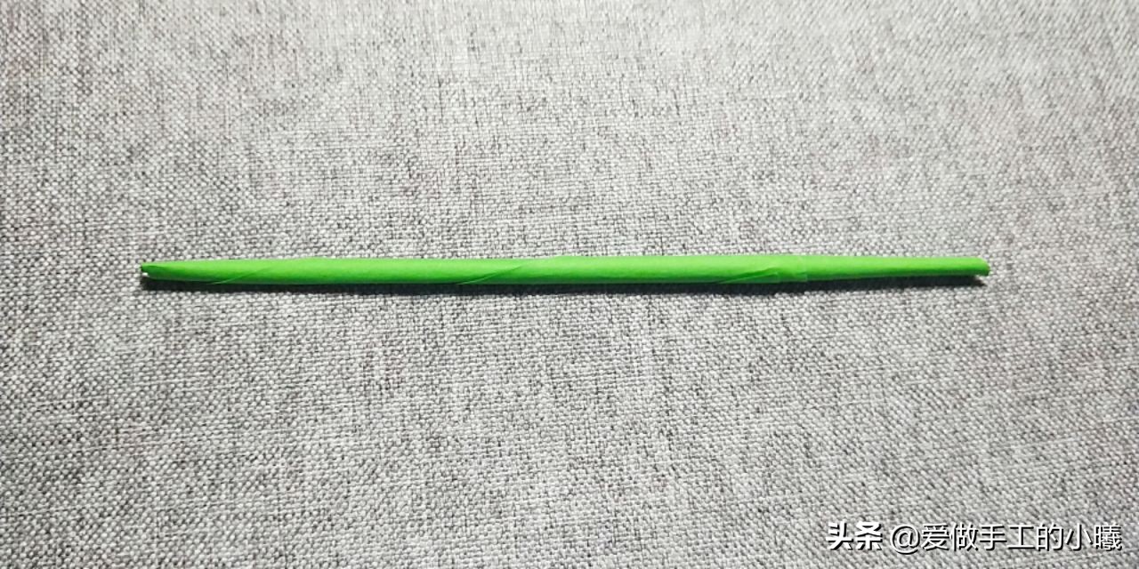 折纸教程：玫瑰花折纸图解，简单漂亮易操作，几步就完成