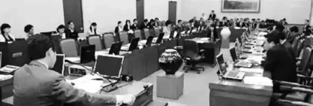 家中摆放瓷器寓意是富贵:奇了怪该如何摆呢?
