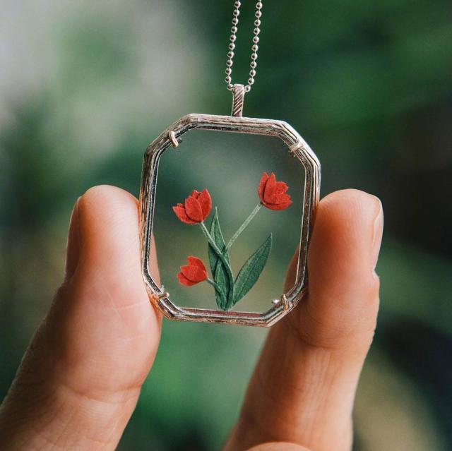 辗转难眠的孤独句子：毫无征兆地想你，是我不可告人的隐疾