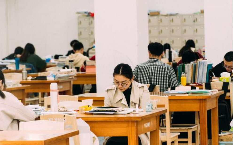 教育部发布通知，取消大学“清考”制度，毕业困难学生有苦难言