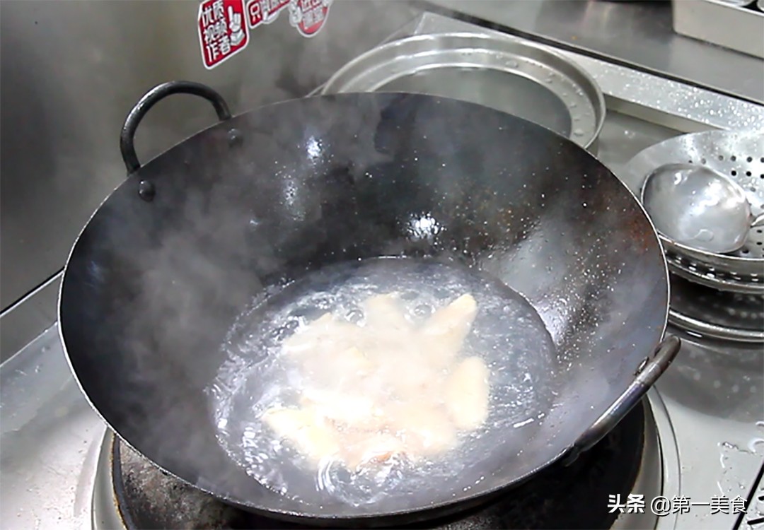 紅燒雞翅的家常做法,紅燒雞翅的家常做法步驟