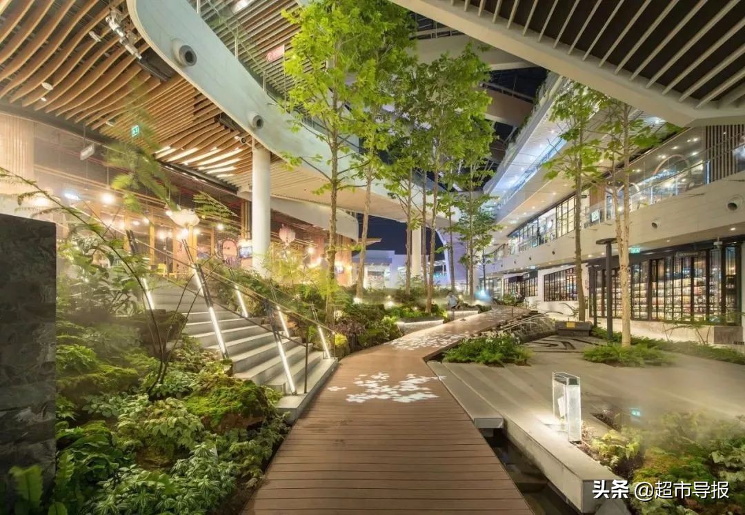 零售洞察｜如果不在公园旁，就把公园搬进购物中心