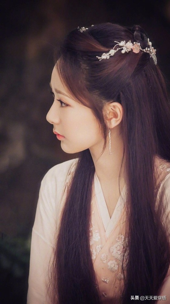 15位侧脸古装美人,鞠婧祎,丽颖,景甜,娜扎,热巴你最喜欢谁?