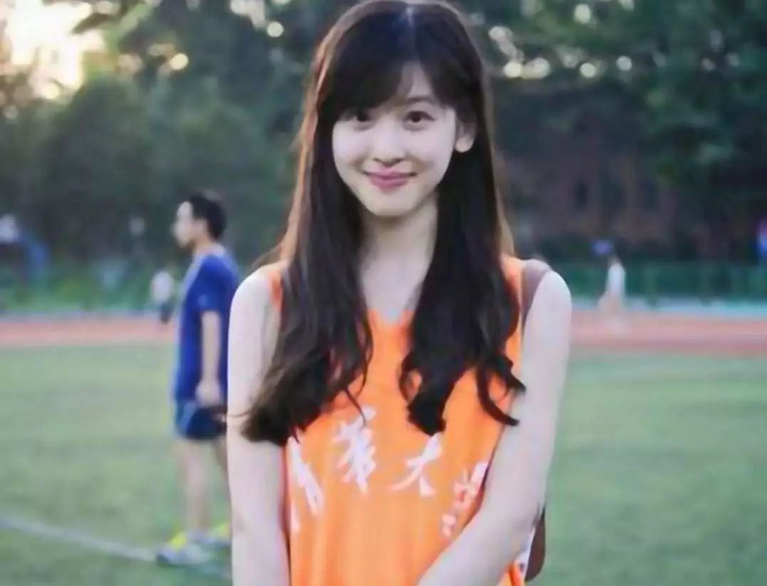 章泽天留学生活曝光：被误解10年的“奶茶妹妹”