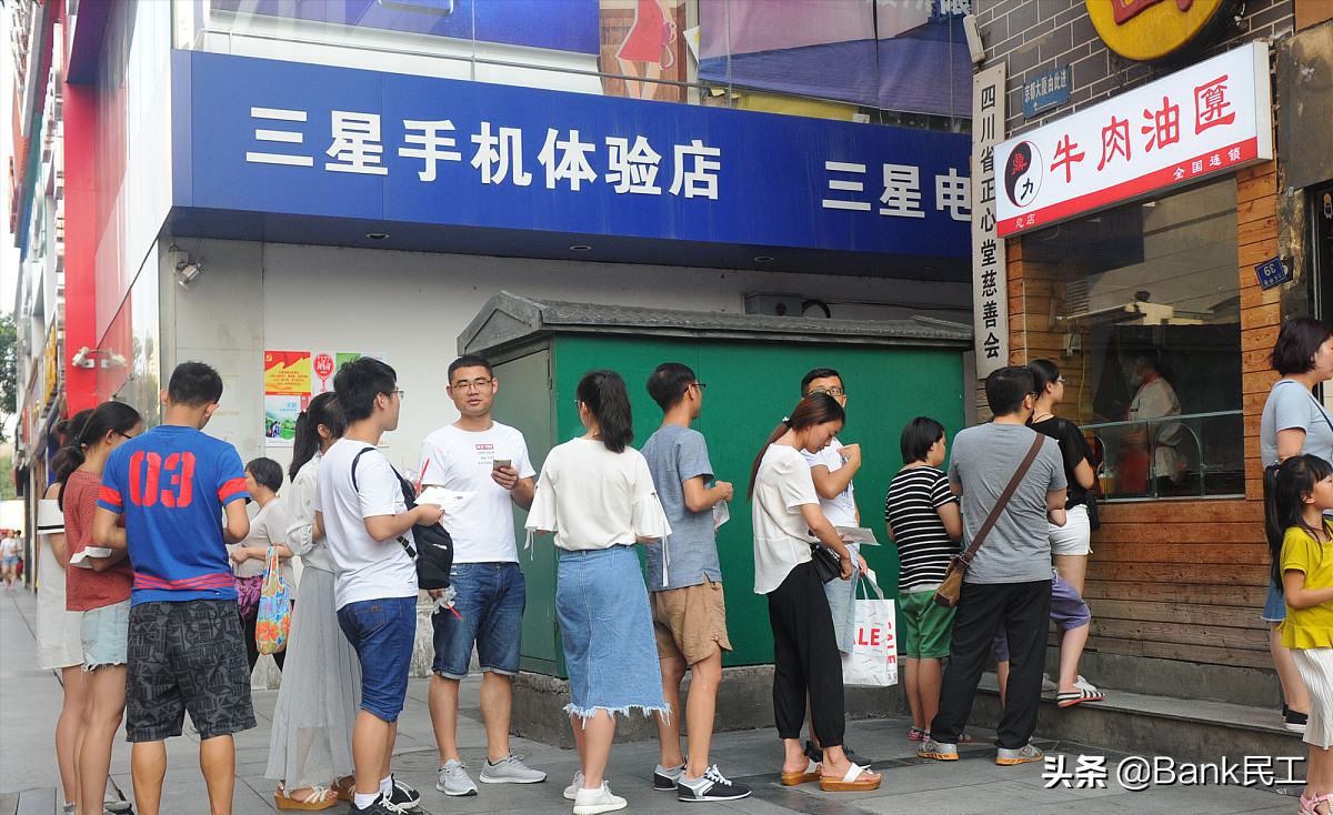 “煌上煌”徐桂芬：下岗女职工缔造百亿酱鸭帝国的逆袭之路