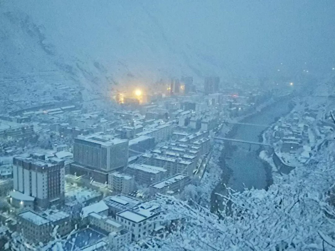 四川民族学院落户泸定！而我们却把青春留给了姑咱的风和大渡河！