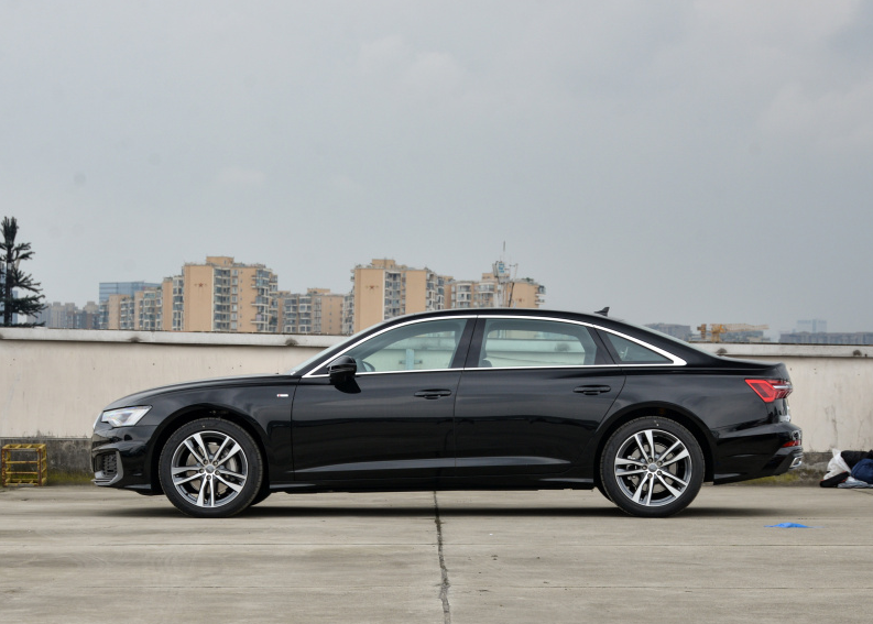 41万提了辆奥迪A6L，开了8630公里，车主一肚子话要说