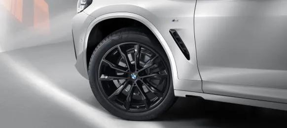 颜值再次进化，指导价39.28-47.58万元，新宝马X3依然灼手可热