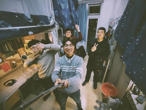 信不信？大学宿舍遇到对的人，四年可以创造很多奇迹！