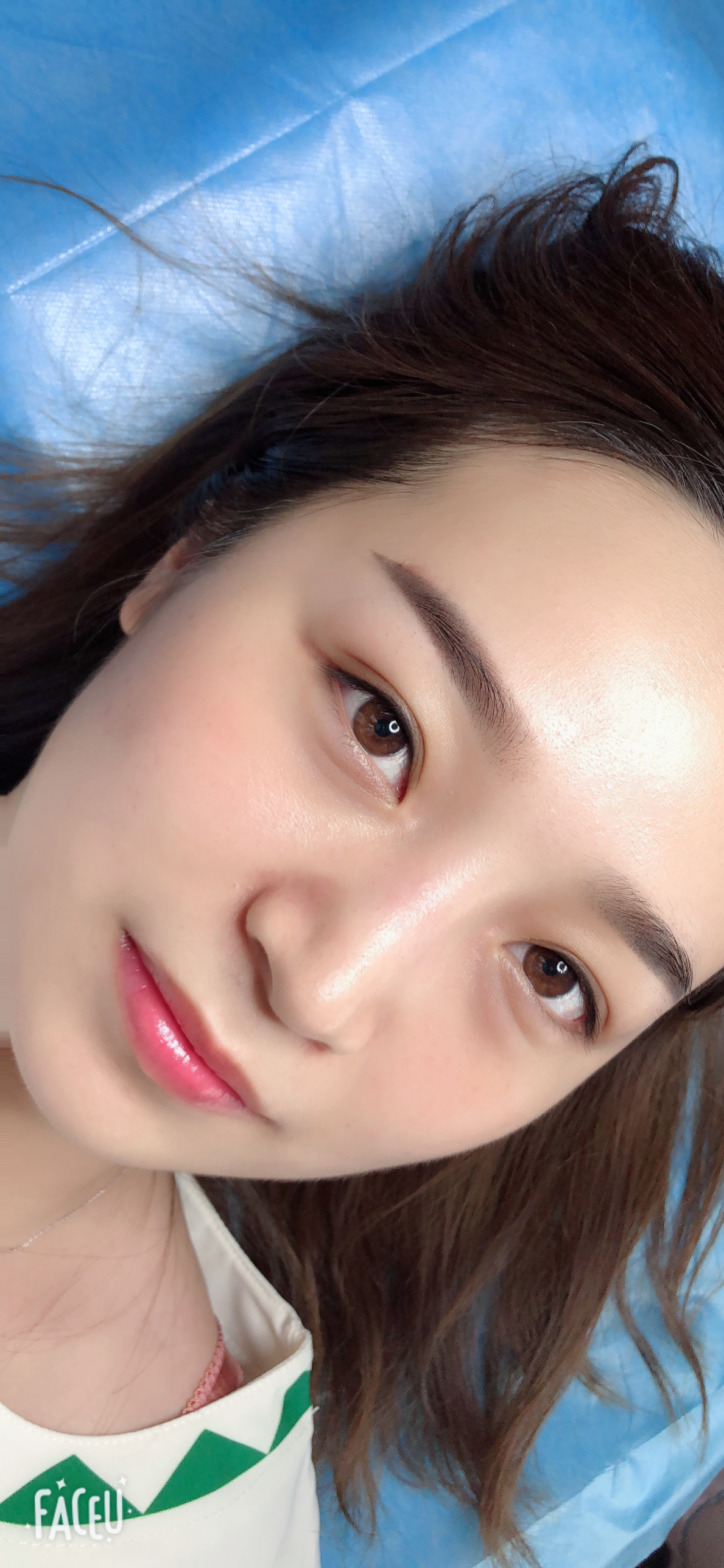 纹眉为何不能一次固色,而是需要进行二次补色?