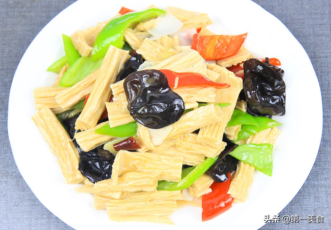 家常炒腐竹(家常炒腐竹图片)