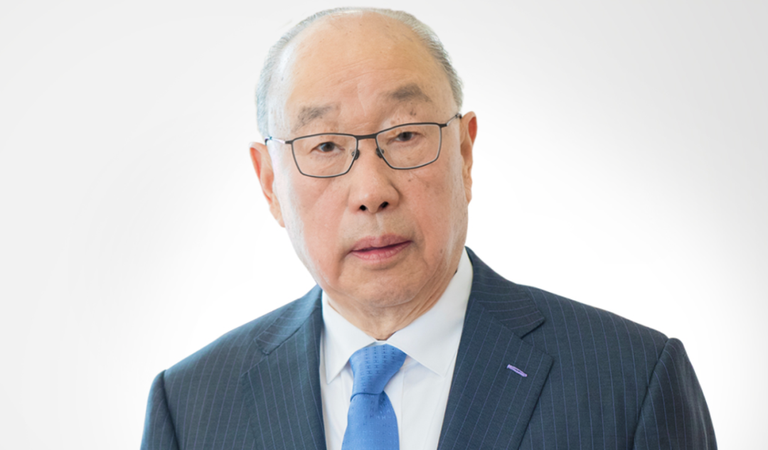 双汇“前太子”发文炮轰81岁父亲偷税出轨，“猪肉大王”万隆该何去何从
