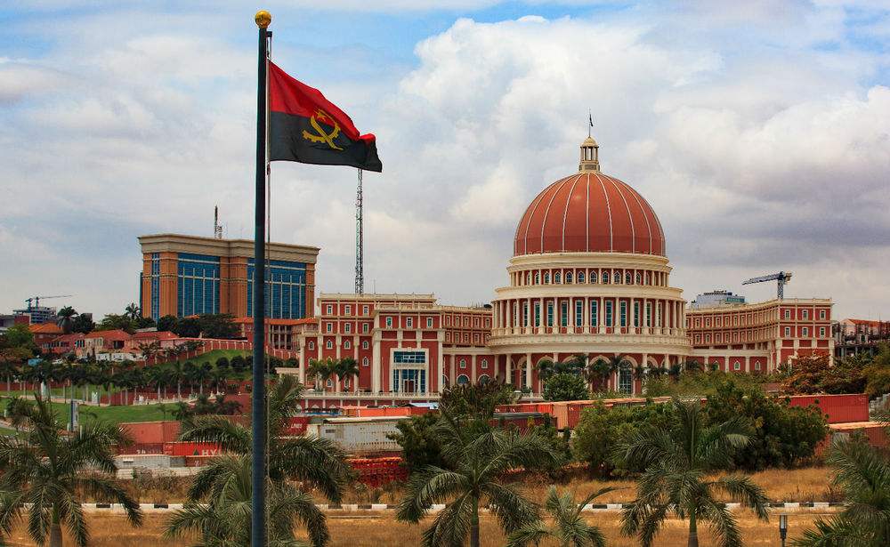 一年生产9000万吨石油,安哥拉为什么还是世界上最不发达的国家?