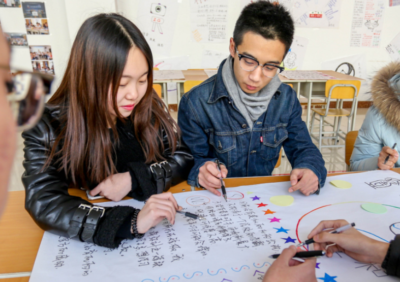 大一新生开学要不要带“笔记本”？过来人给你建议，避免“吃亏”