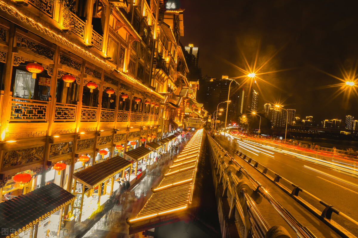 重庆游夜景船票价格_重庆朝天门夜景船票_重庆朝天门夜游船有几班