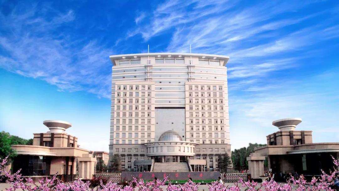 河南38所本科排名：郑州大学第一，毕业生平均薪酬5569.18元