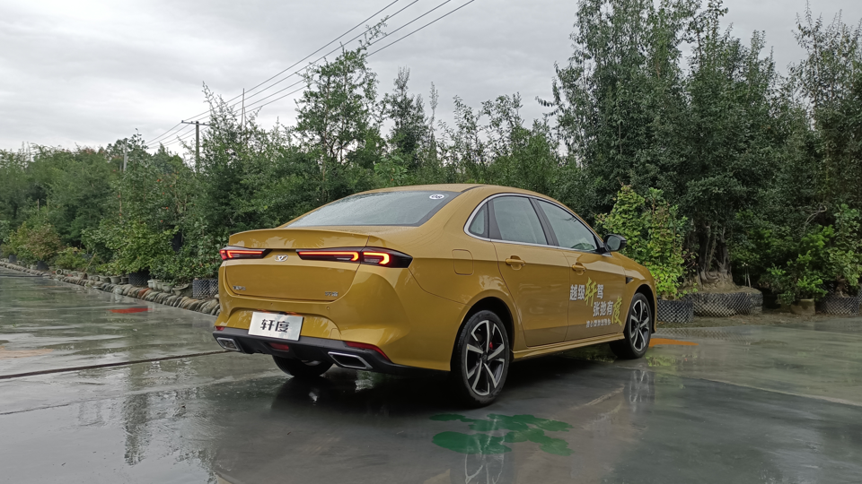 试驾凯翼轩度:奇瑞背书的156马力轿车，真能聊运动？