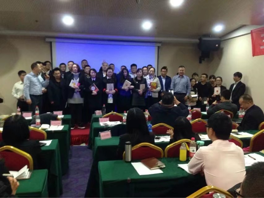 我，企业高管，抛开那些爱我恨我的女人，我选择了糊涂的婚姻