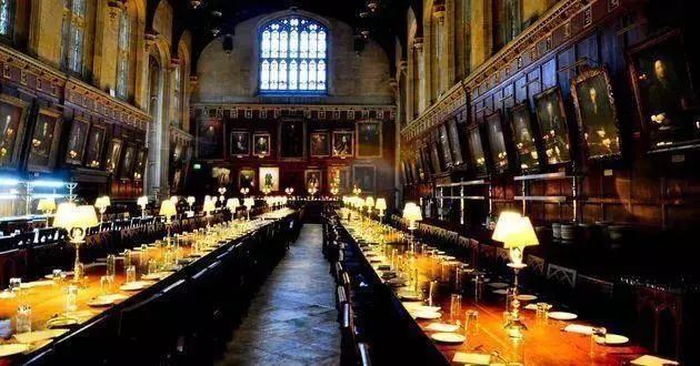 看完这15个《哈利波特》场景拍摄秘密，才发现“魔法”真的存在