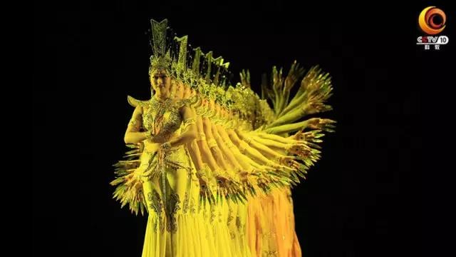 8岁成“音乐神童”，他创作《千手观音》，“火”上中央电视台