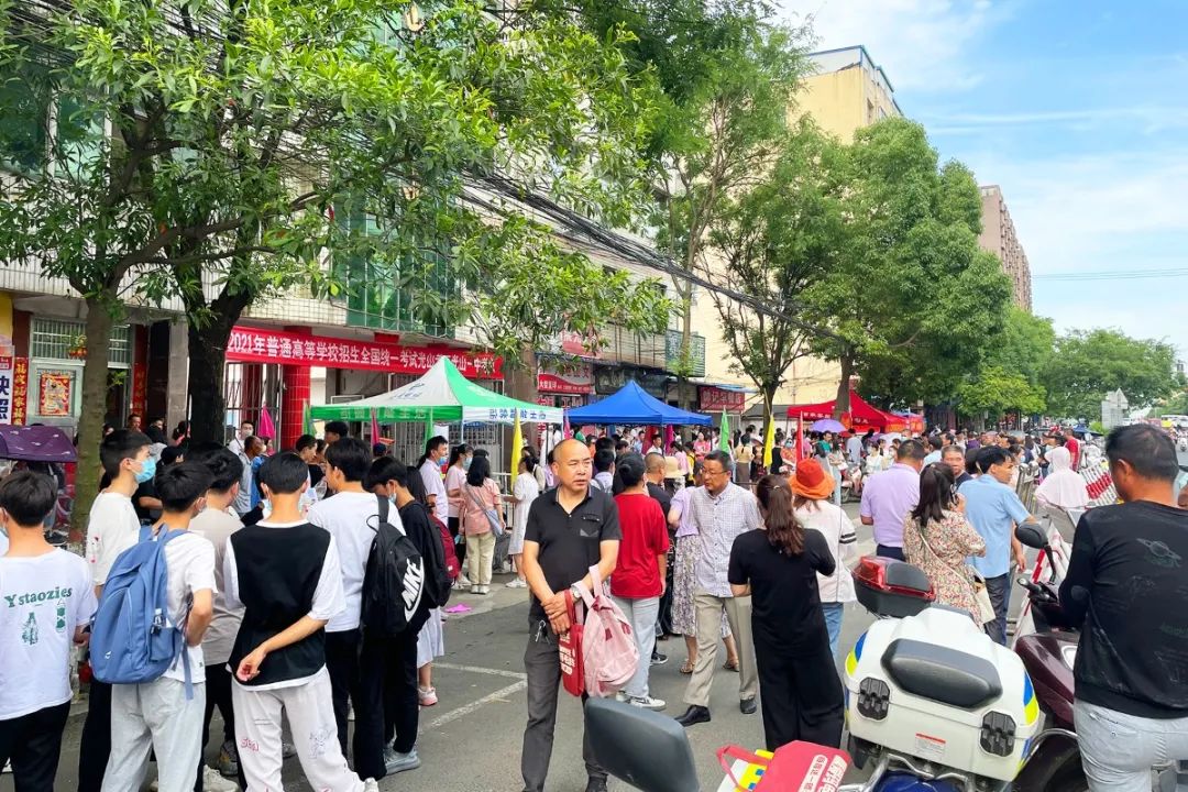 光山：现场直击高考第一天！一起看光山学子乘风破浪