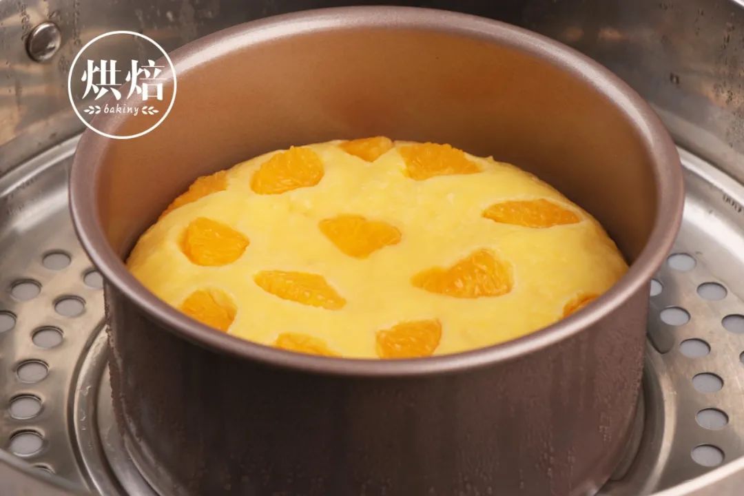 做了韩国一个蜜桔蛋糕 味道很好 口感有点硬 有做过的说一下经验哈