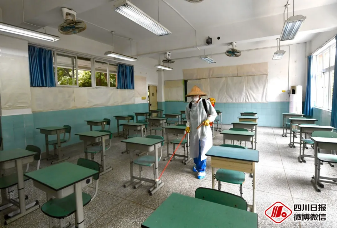 不是每一年高考都在“678”！这些特殊的高考日期，每一次都是见证历史！