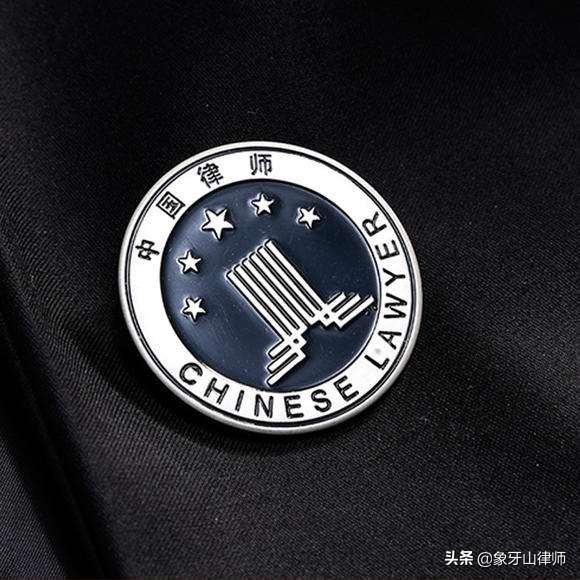 易胜华律师美女助理（律师与实习律师之间为什么如仇人见面）