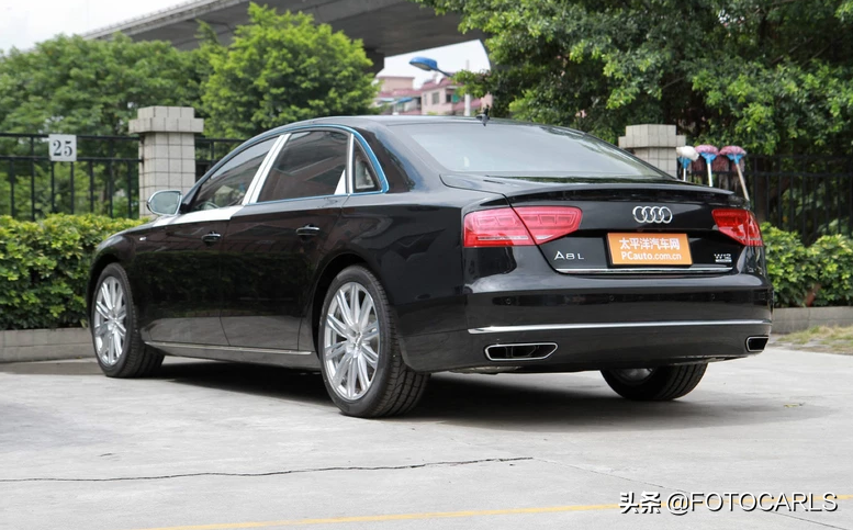 W12奥迪A8L 6.3实拍，很喜欢这个档杆，别在它面前提霸气