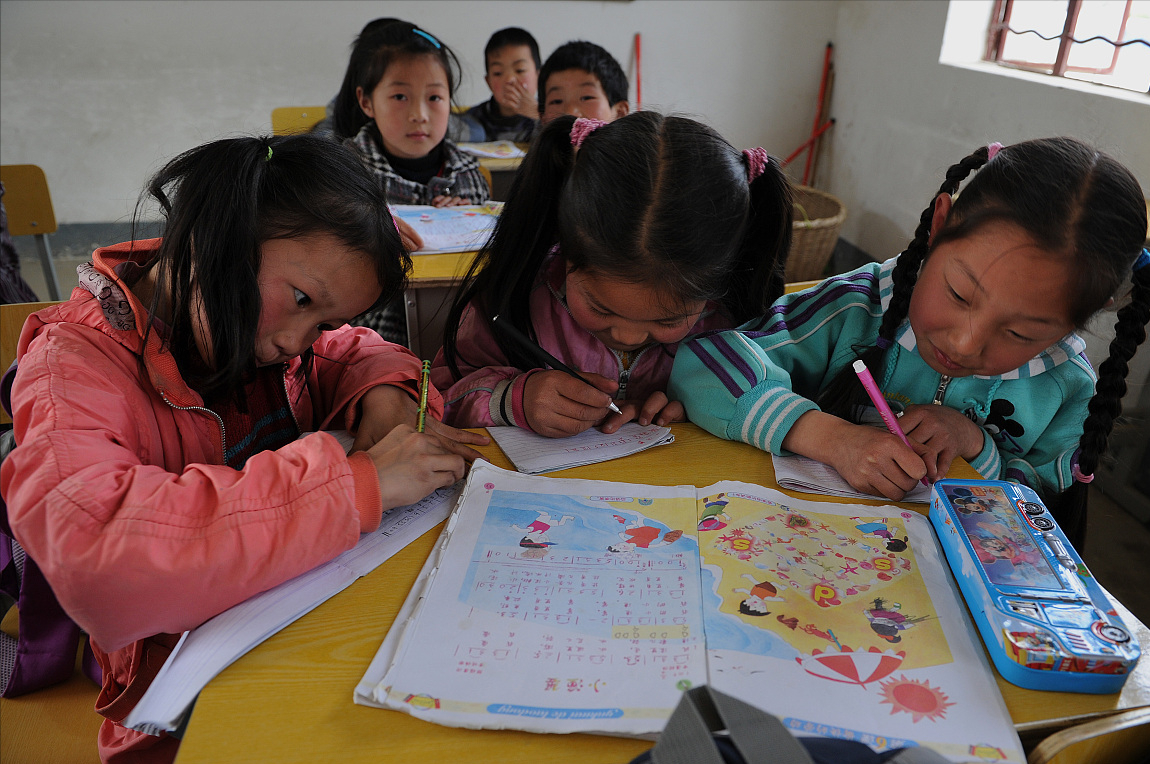 9月1日起不用为接孩子发愁了，课后延时再升级，实行起来有难度