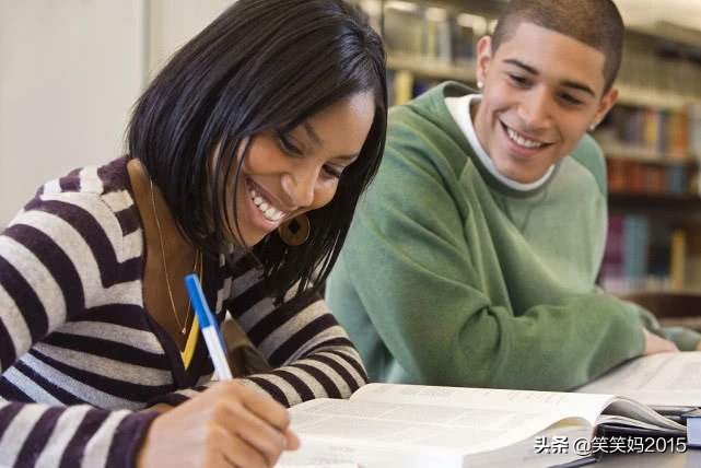 近9成大学生支持开恋爱课，为何受追捧？如何避免恋爱被PUA？