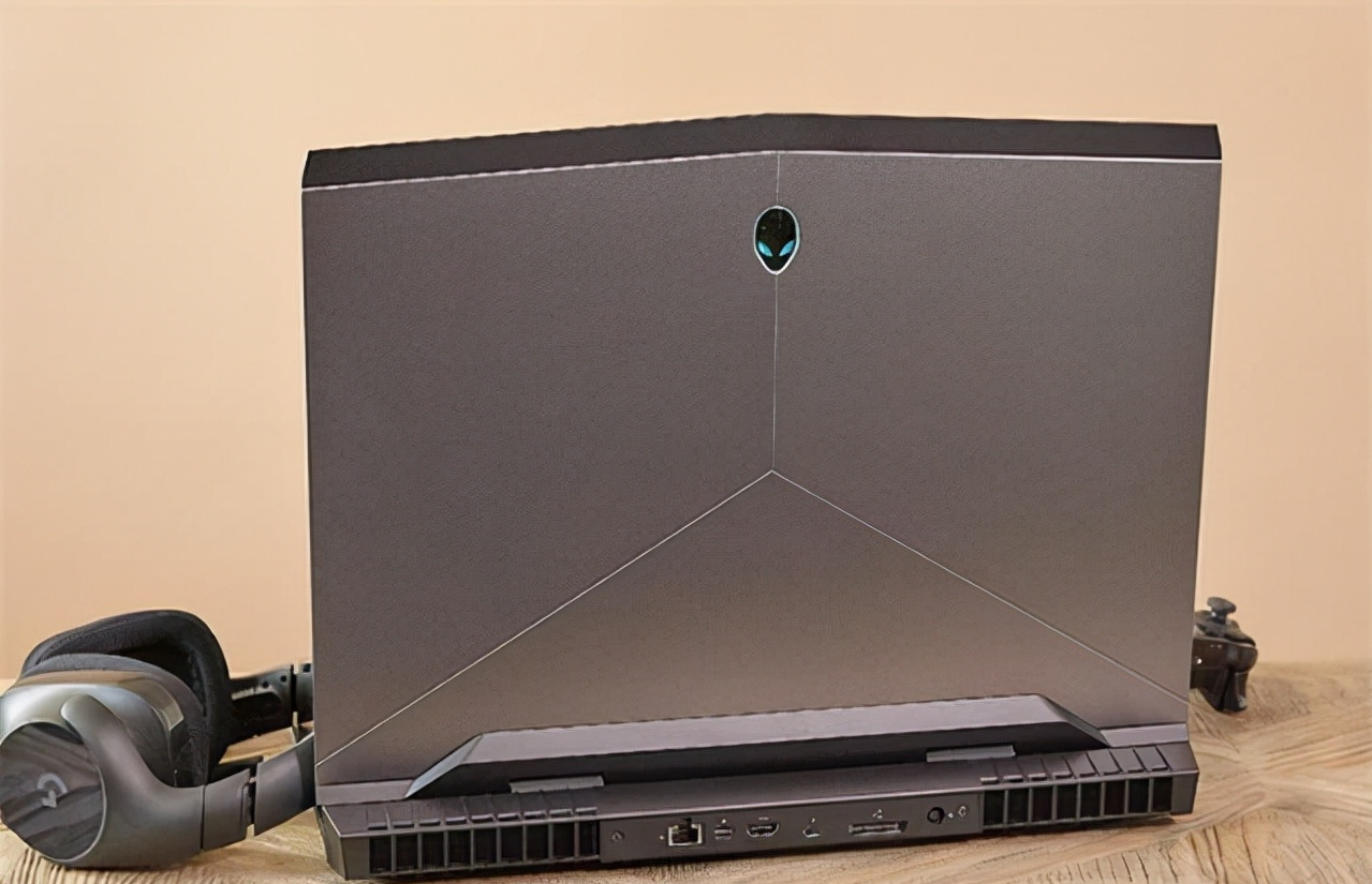 alienware 17 r4评测:游戏发烧友的选择,性能强大