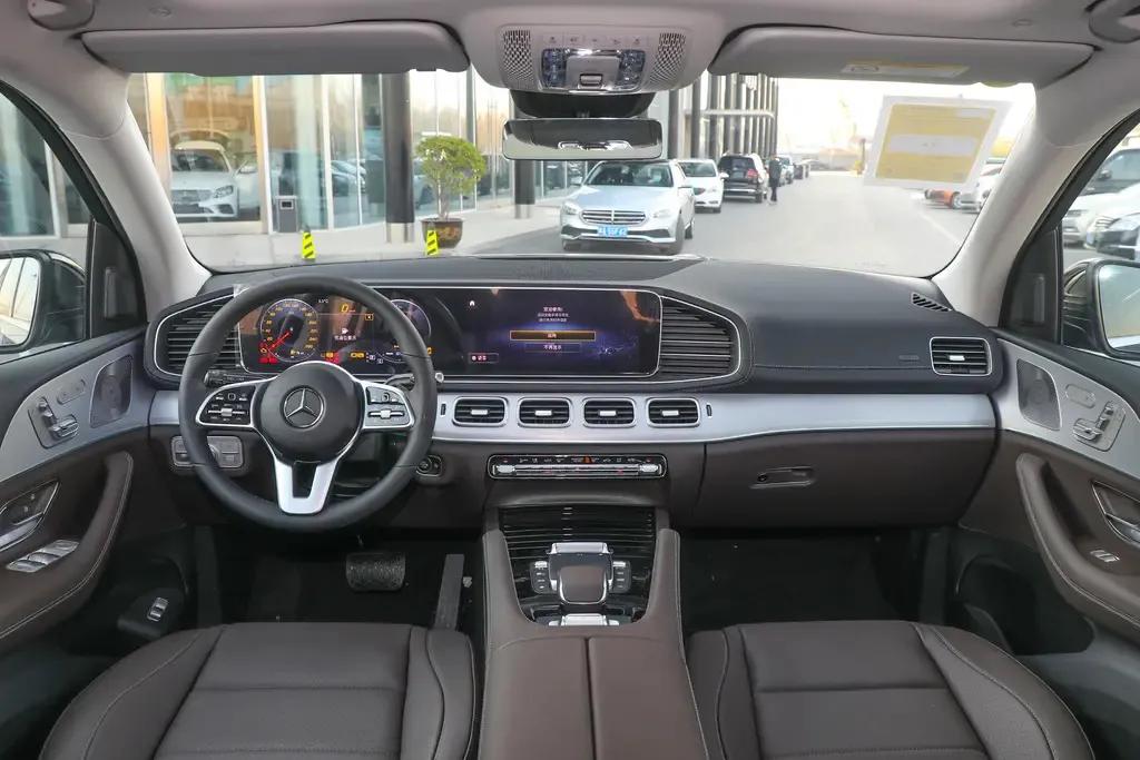 在售奔驰车型集合了，哪款让你心动，奔驰真的不坑穷人吗？