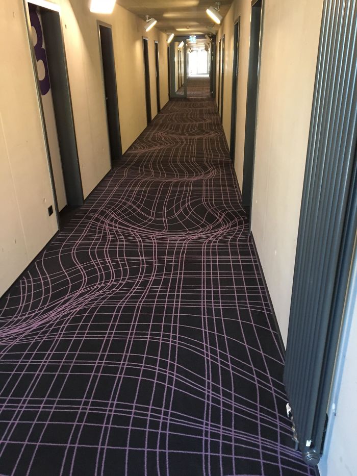 小汽车如25张画卷，驰骋在梦想与风景之间