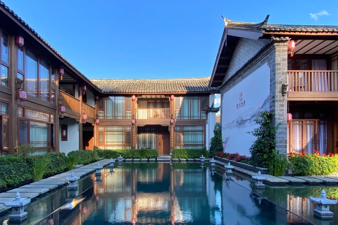 云南丽江这家高端民宿太赞了！闺蜜度假旅行，住到不想走