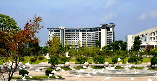 笑死人不偿命的浙江省大学绰号，浙江大学为何被称人民公园？