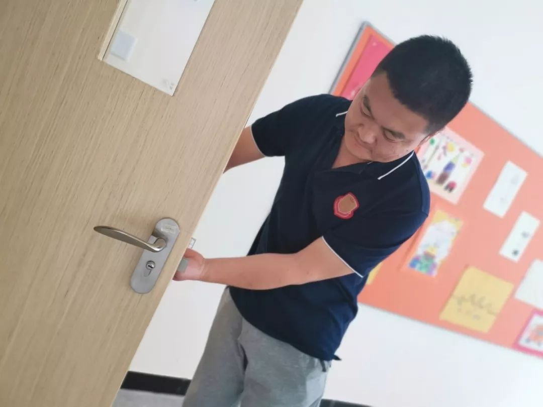 王府学校（运城） 在王府学校的人，自带“温暖体质”