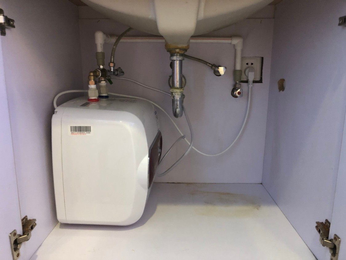 厨房用水,选小厨宝还是即热水龙头?使用1年,体验大不相同