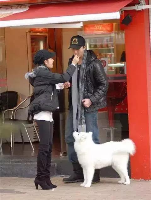 “盲侠大律师”王浩信：二获TVB视帝好风光，曾在妻子孕期出轨