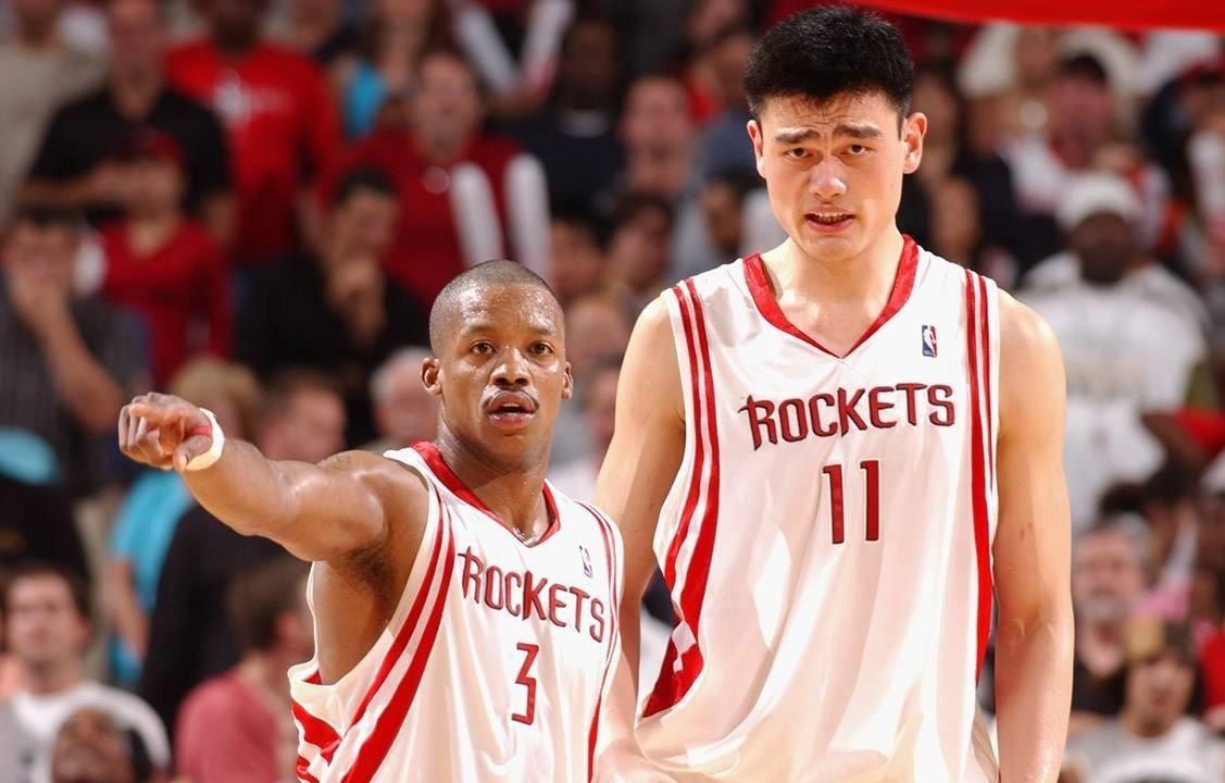 nba领袖需要哪些东西(最佳大哥！盘点NBA最具领袖气质的十大球星：前三实至名归)